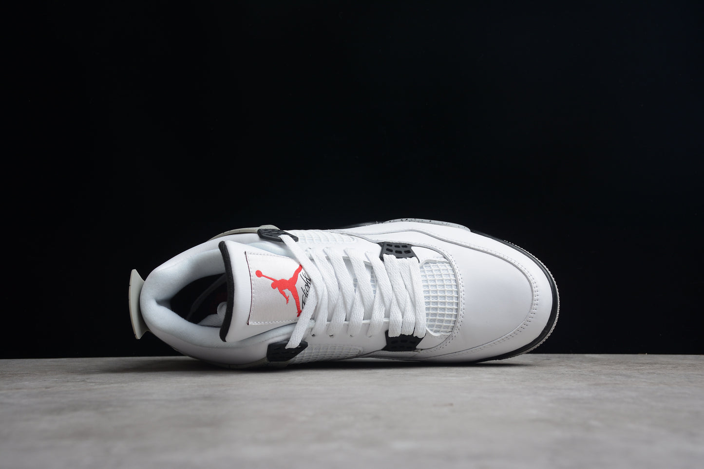 Air Jordan 4 Retro 840606-192