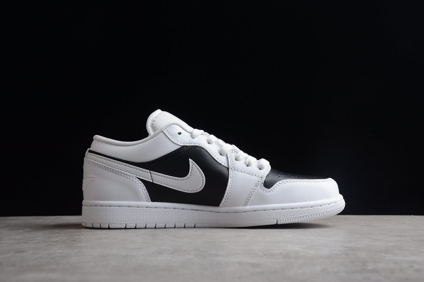 Nike Air Jordan 1 Low DC0774-100