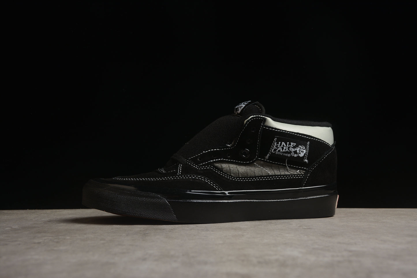 Vans Half Cab 33 DX Negra