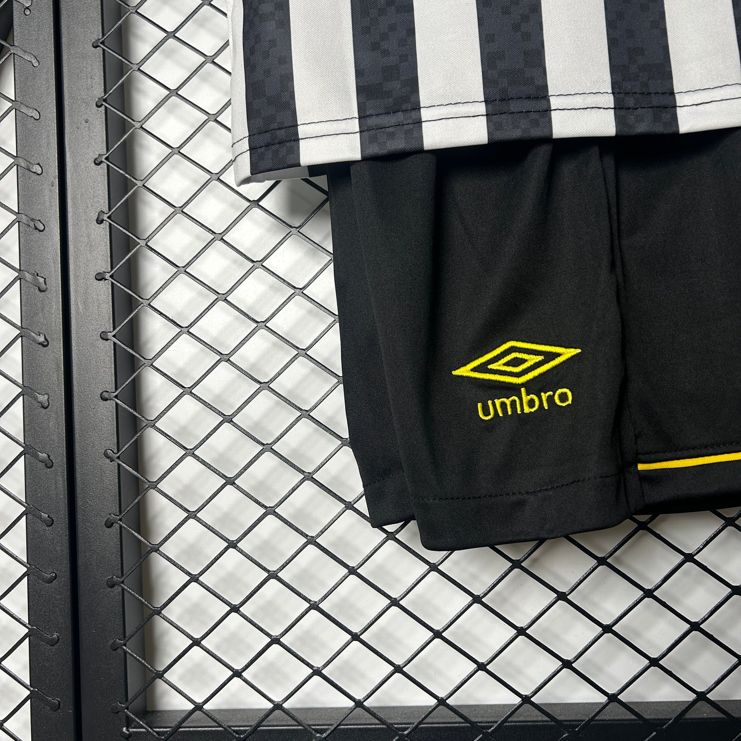 Santos Brazil 2025/26 Away Kids Version