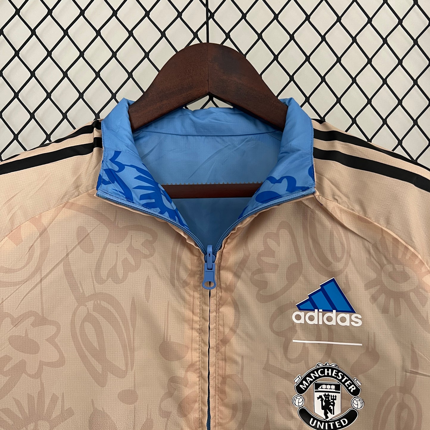 Manchester United 2024-25 3 reversible