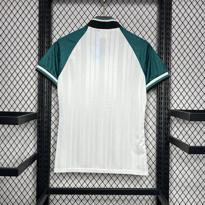 Liverpool retro 1993/95 Away