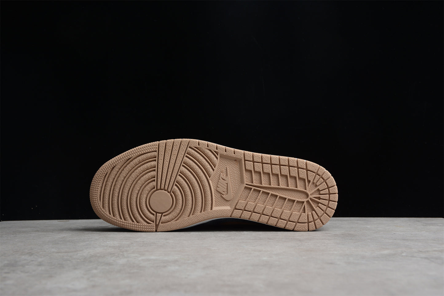 Nike Air Jordan 1 Low DH1259-400