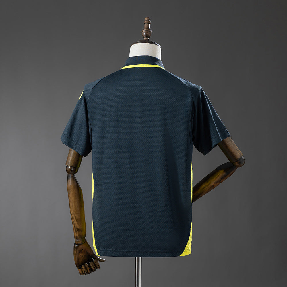 Real Madrid 2025/26 Polo Gris Oscuro y Amarillo