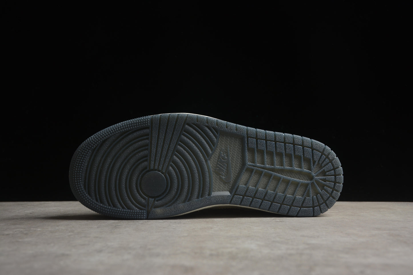 Nike Air Jordan 1 Low FJ5735 100