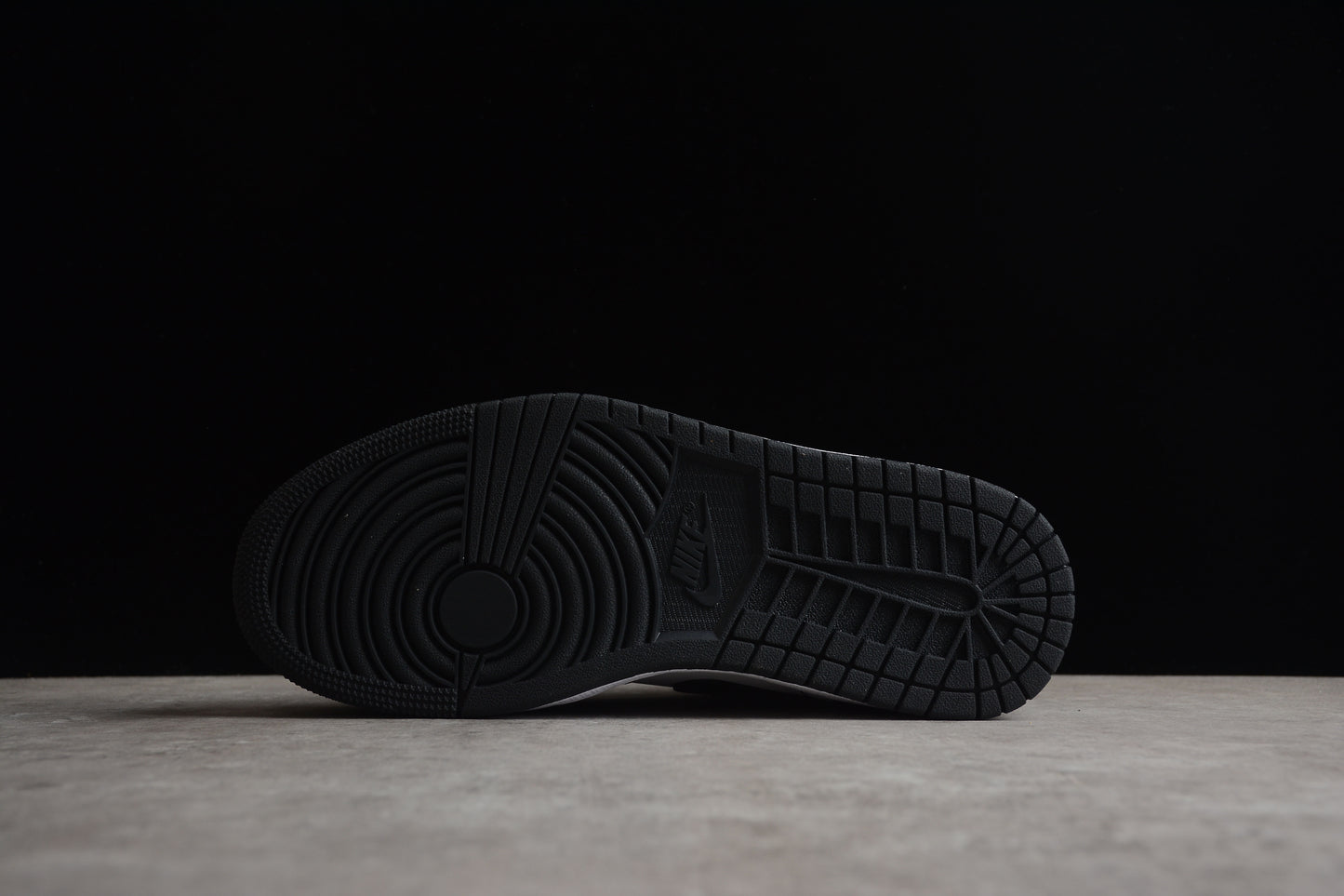 Nike Air Jordan 1 Low DR9497-001