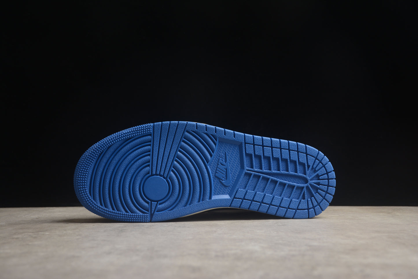 Nike Air Jordan 1 Low HQ0764-001