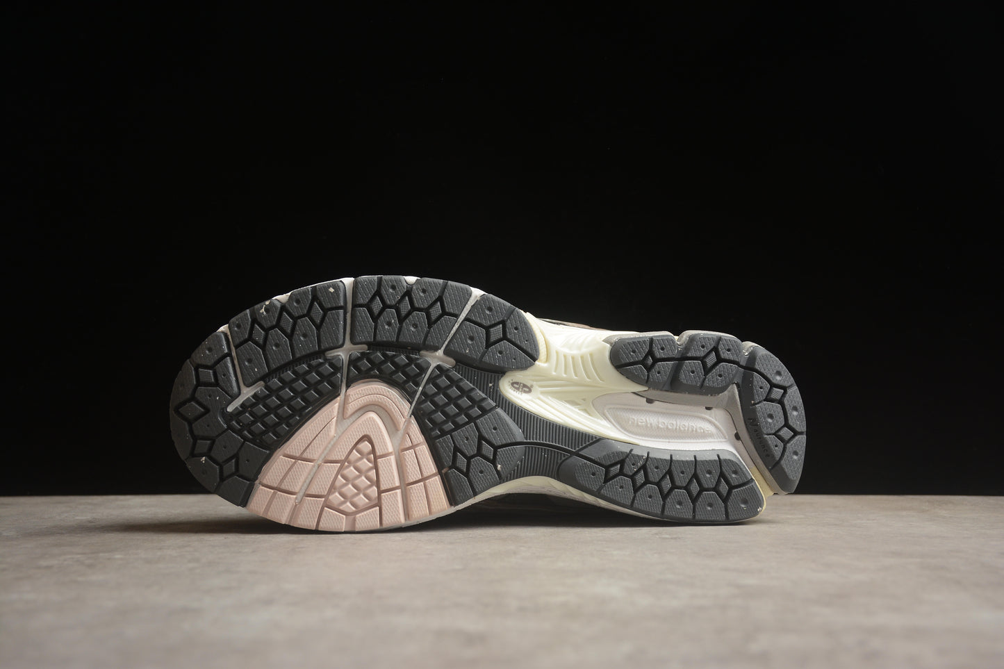 New Balance 1906 M1906NIH