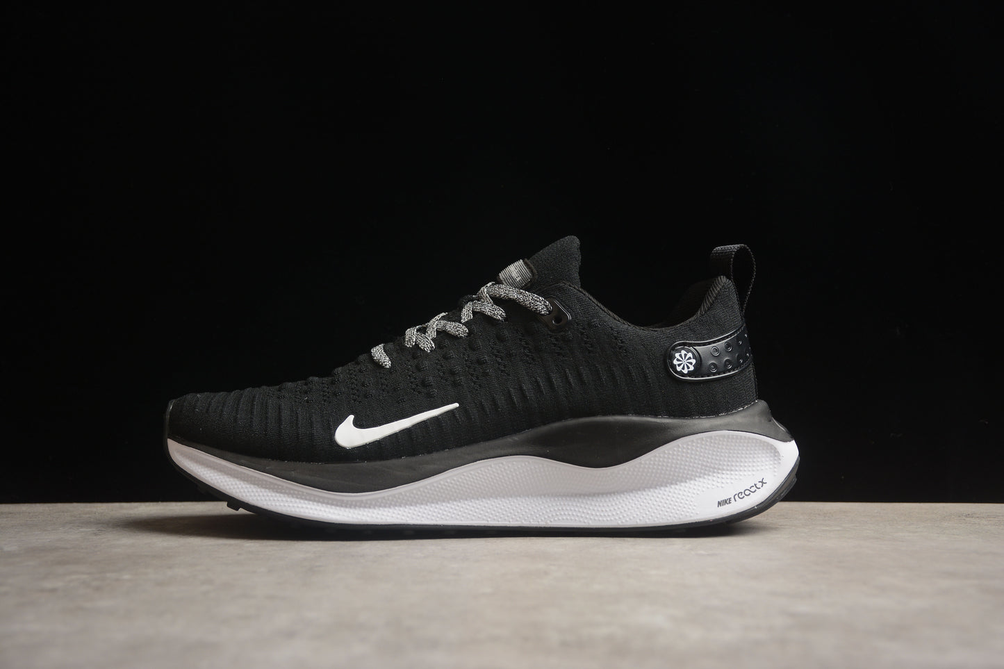 NIKE Zoom X Invincible Run DR2665 004