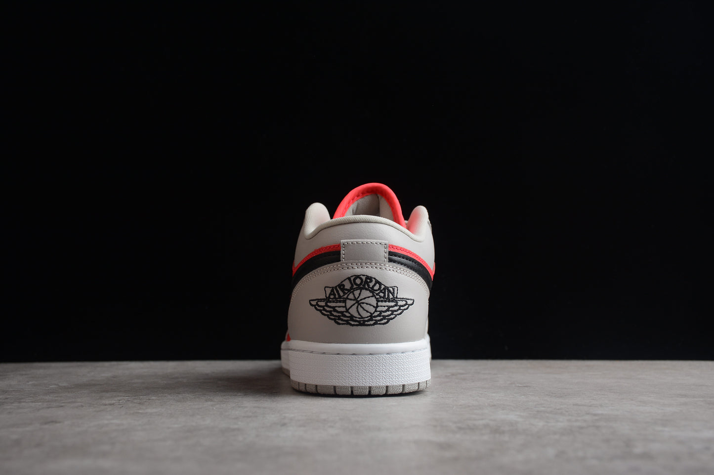 Nike Air Jordan 1 Low DC0774-060