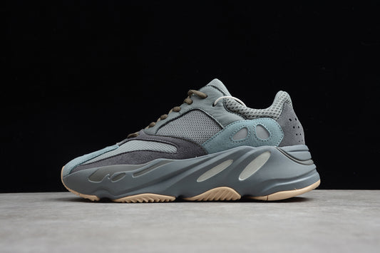 Adidas YEEZY Boost 700 FW2499