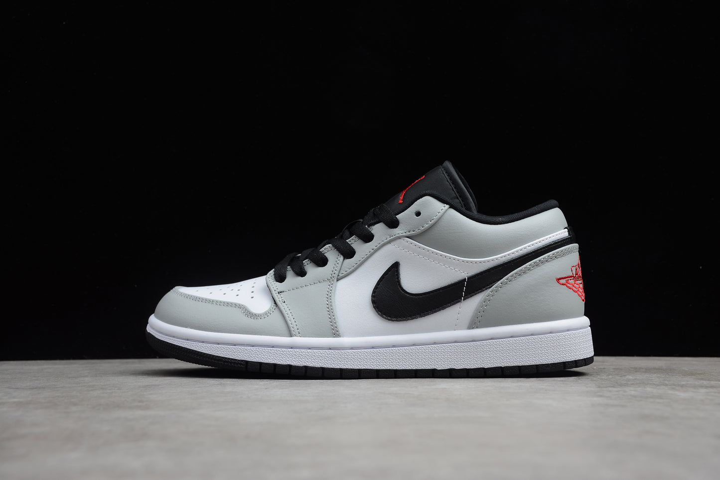 Nike Air Jordan 1 Low 553558-030