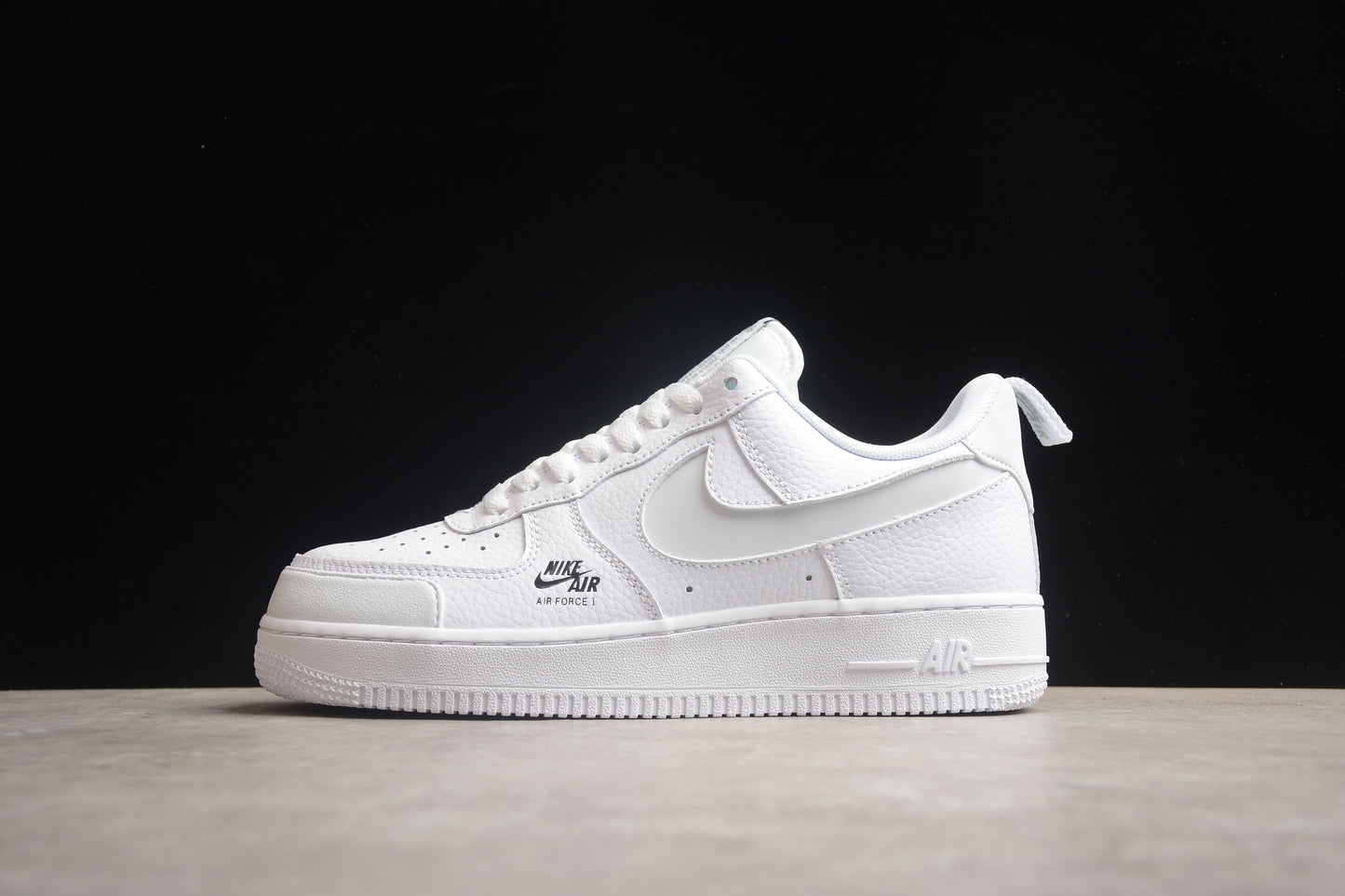 Nike Air Force 1 CV3039 100