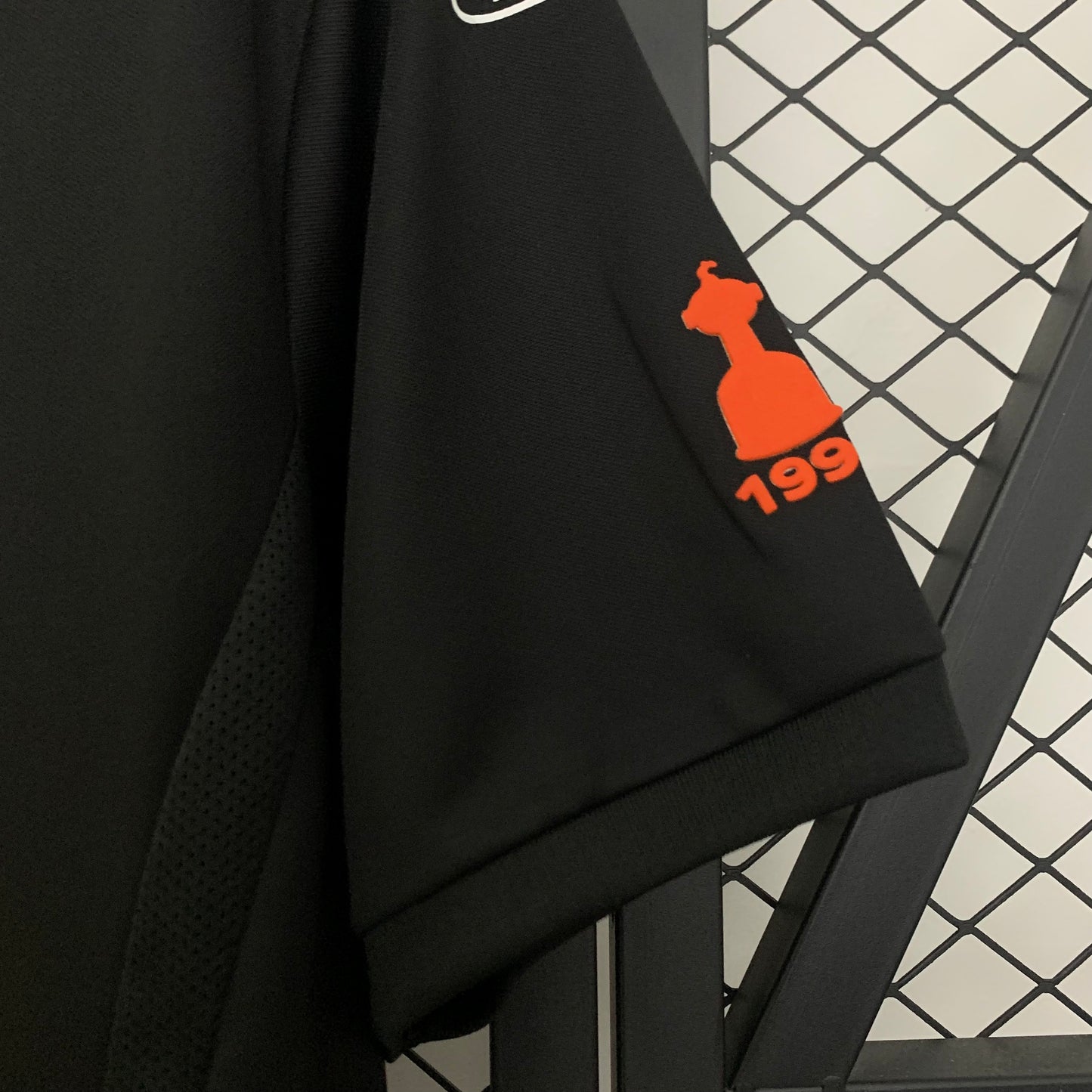 Colo Colo retro 2004 Away