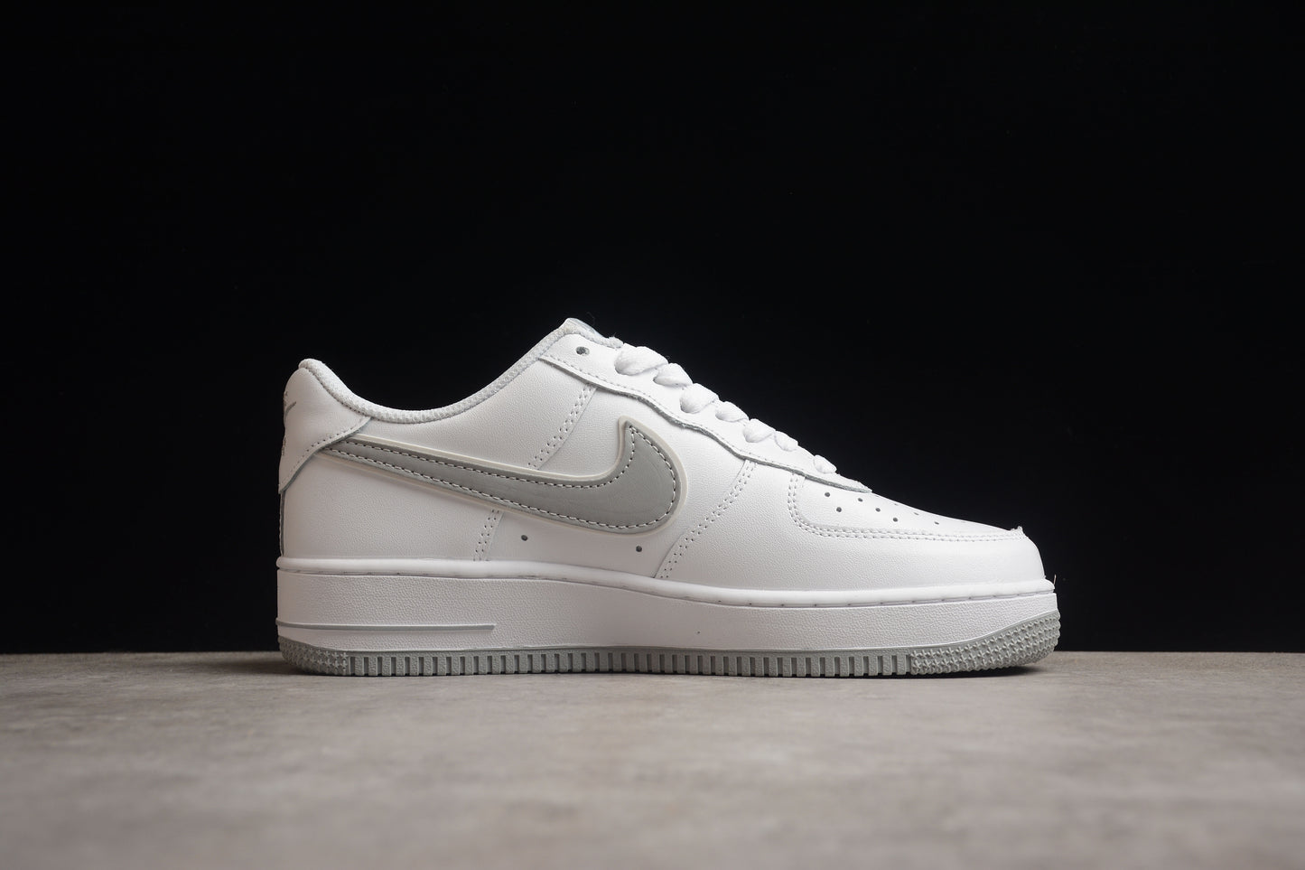 Nike Air Force 1 CV5696 961