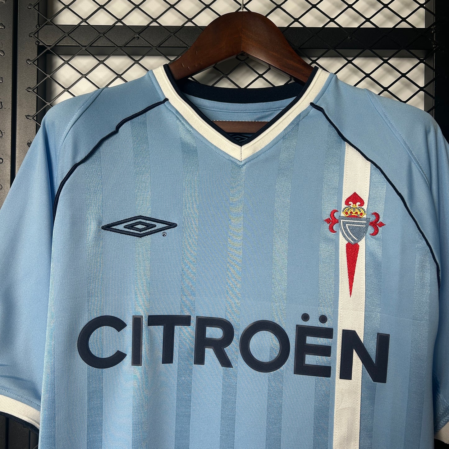 Celta de Vigo retro 2001/02 Home