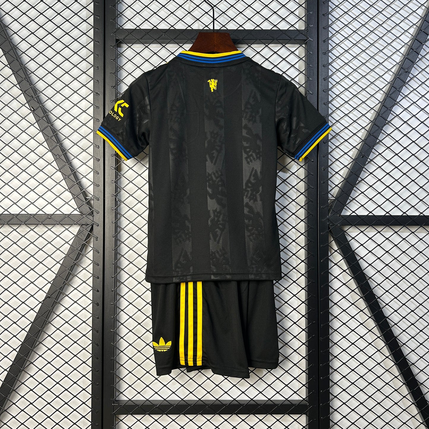 Manchester United 2025/26 Away Kids Version
