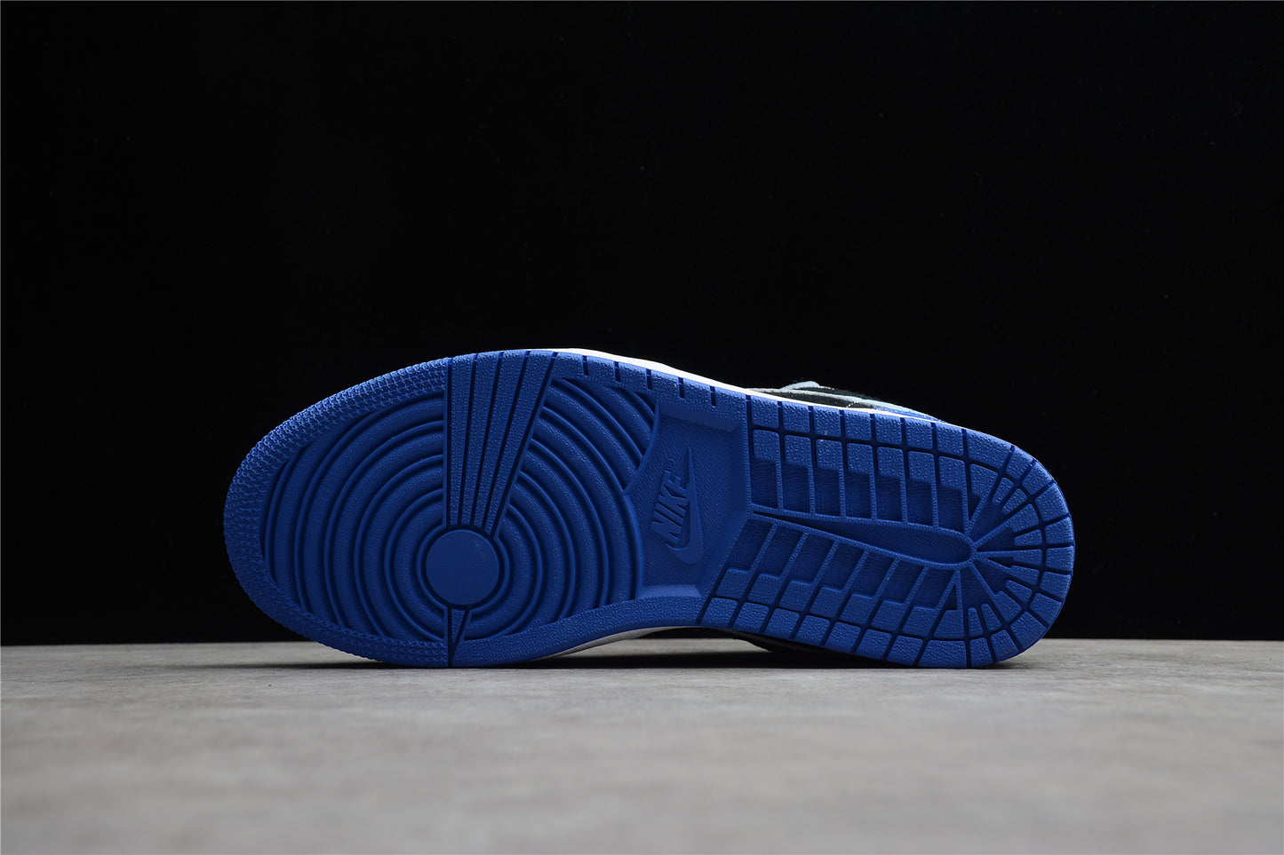 Nike Air Jordan 1 Low DH0206-400