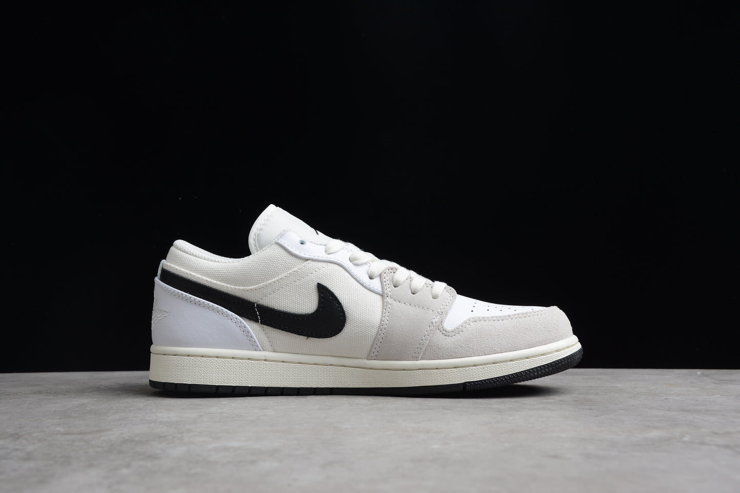 Nike Air Jordan 1 Low DC3533-100