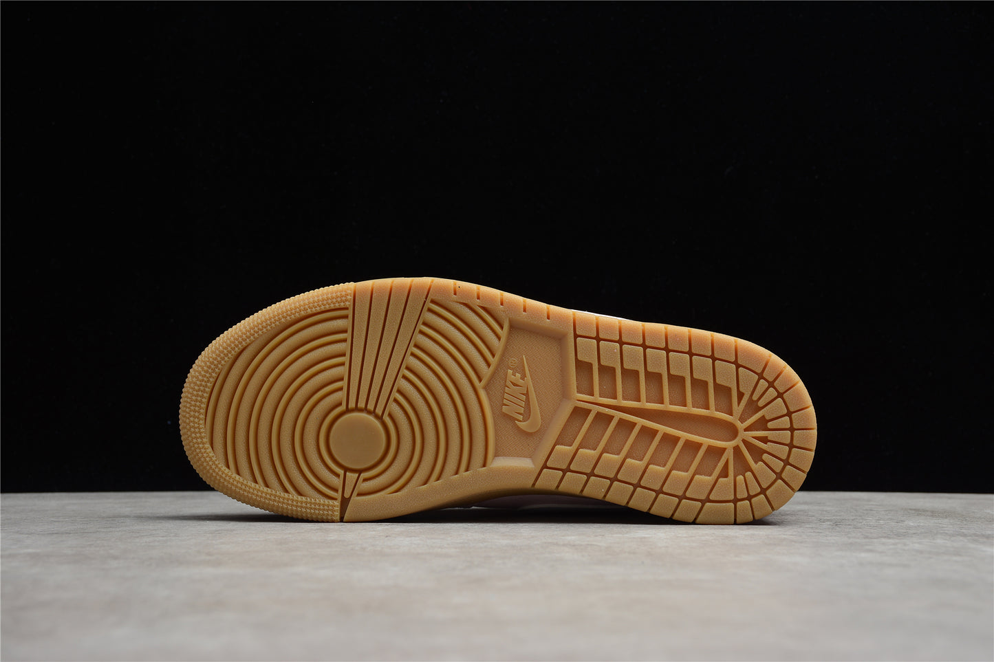 Nike Air Jordan 1 Low Pink Gum DC0774-601