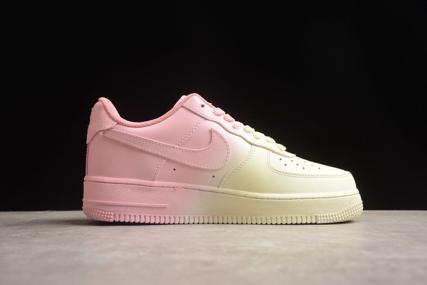 Nike Air Force 1 QR2023 520
