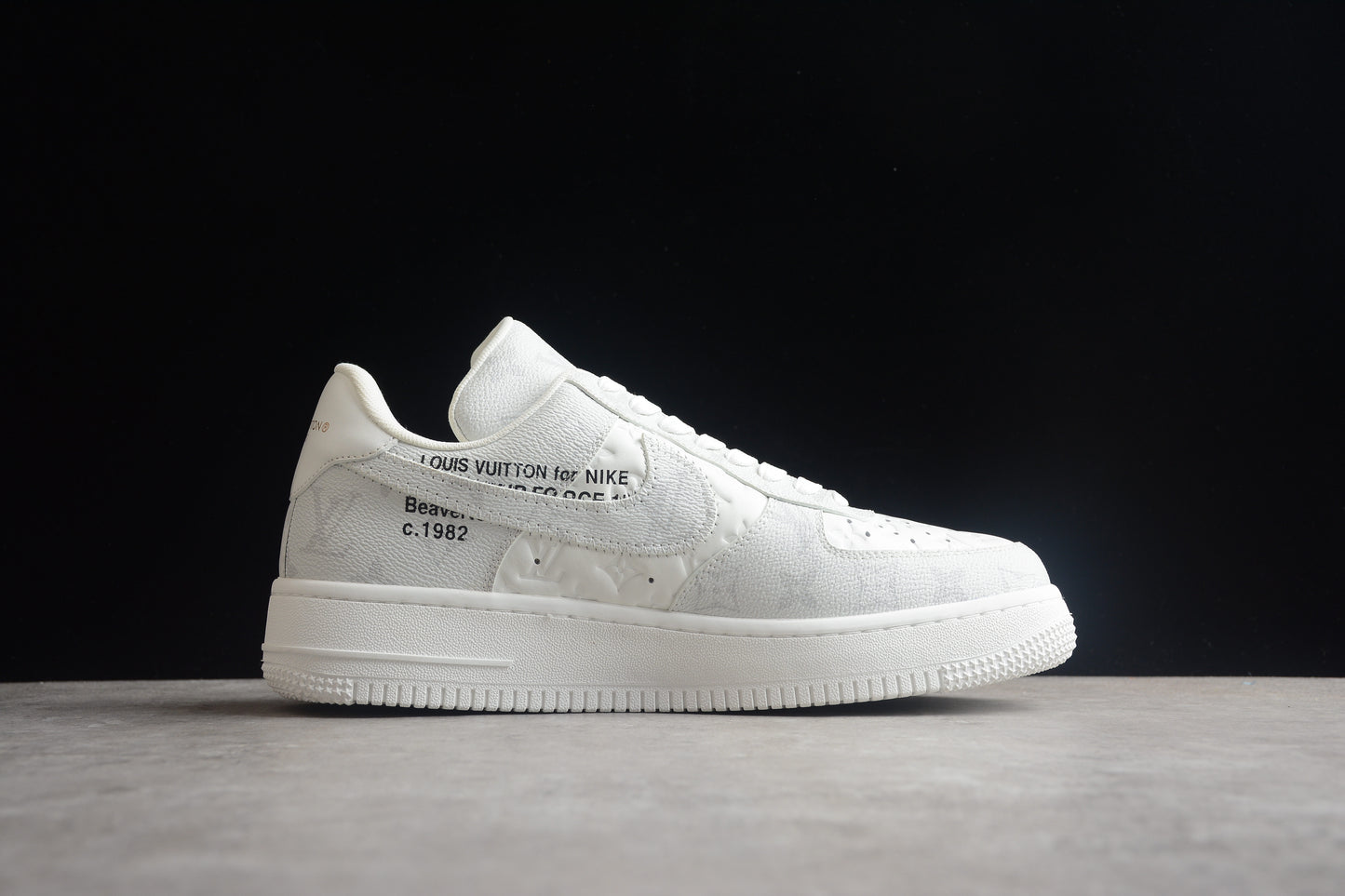 Louis Vuitton x Nike Air Force 1'07 LV8 Low Blanca