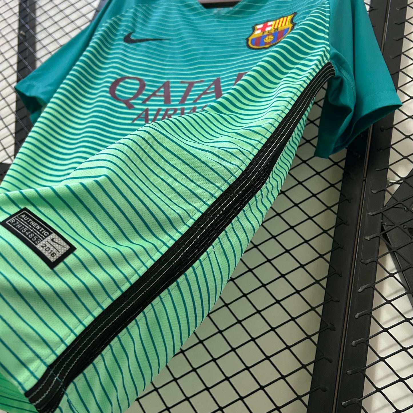 Fútbol Club Barcelona retro 2016/17 Away