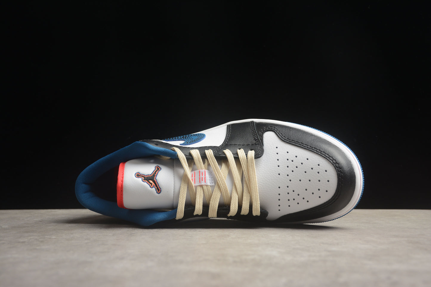 Nike Air Jordan 1 Low FV3622-141