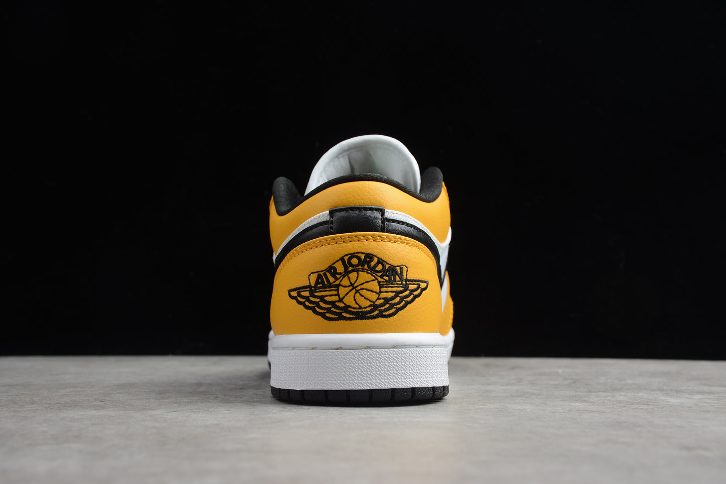 Nike Air Jordan 1 Low CZ4776-107