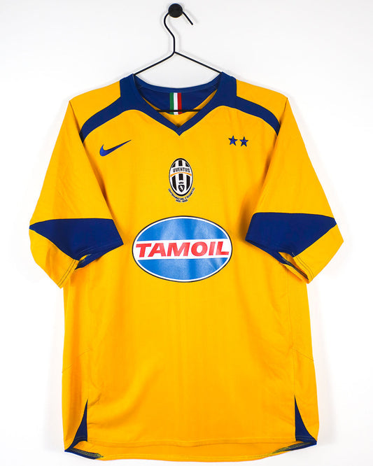 Juventus retro 2005/06 Away