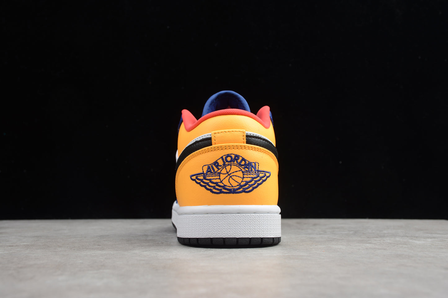 Nike Air Jordan 1 Low 553558-123