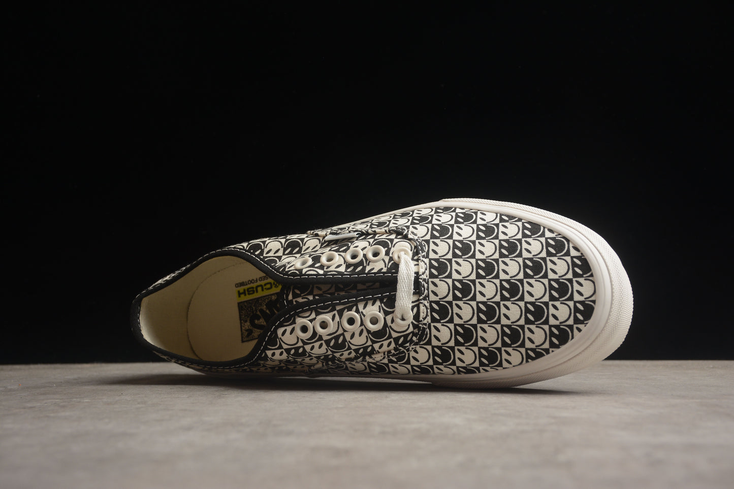 Vans Authentic VR3 VN000BVWKIG