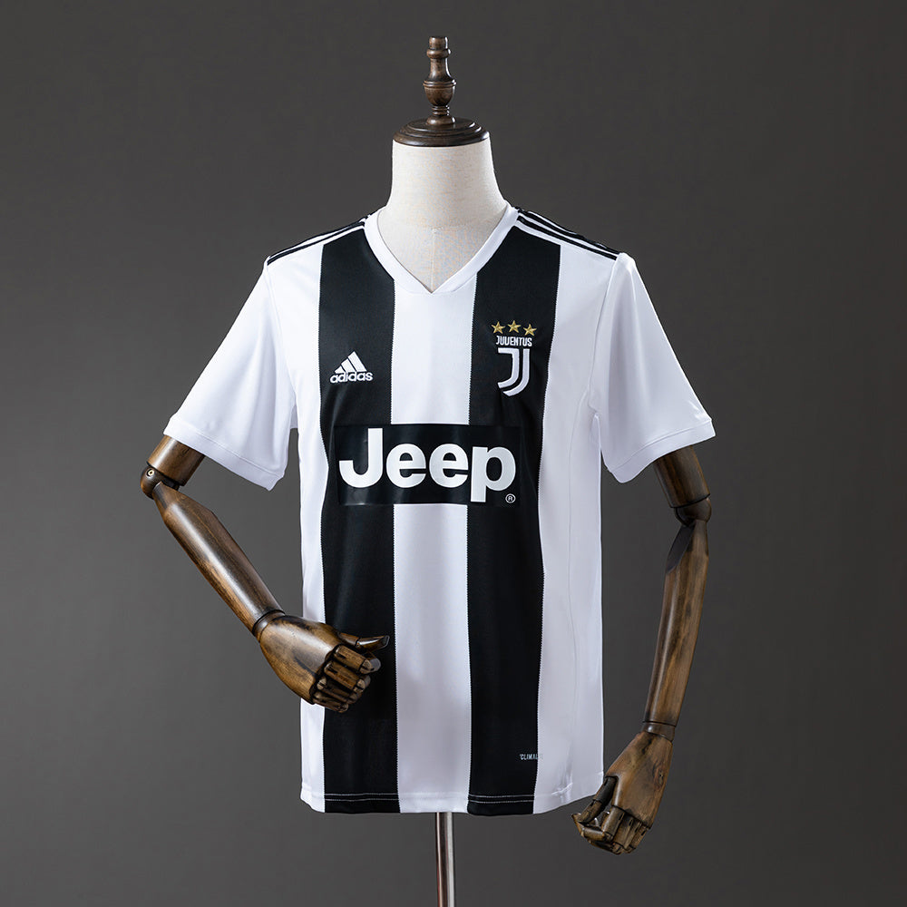 Juventus retro 2018/19 Home