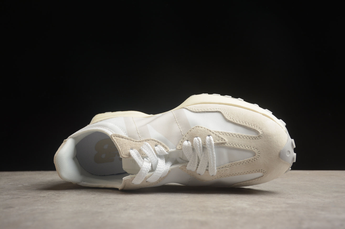 New Balance MS327 MS327SBC