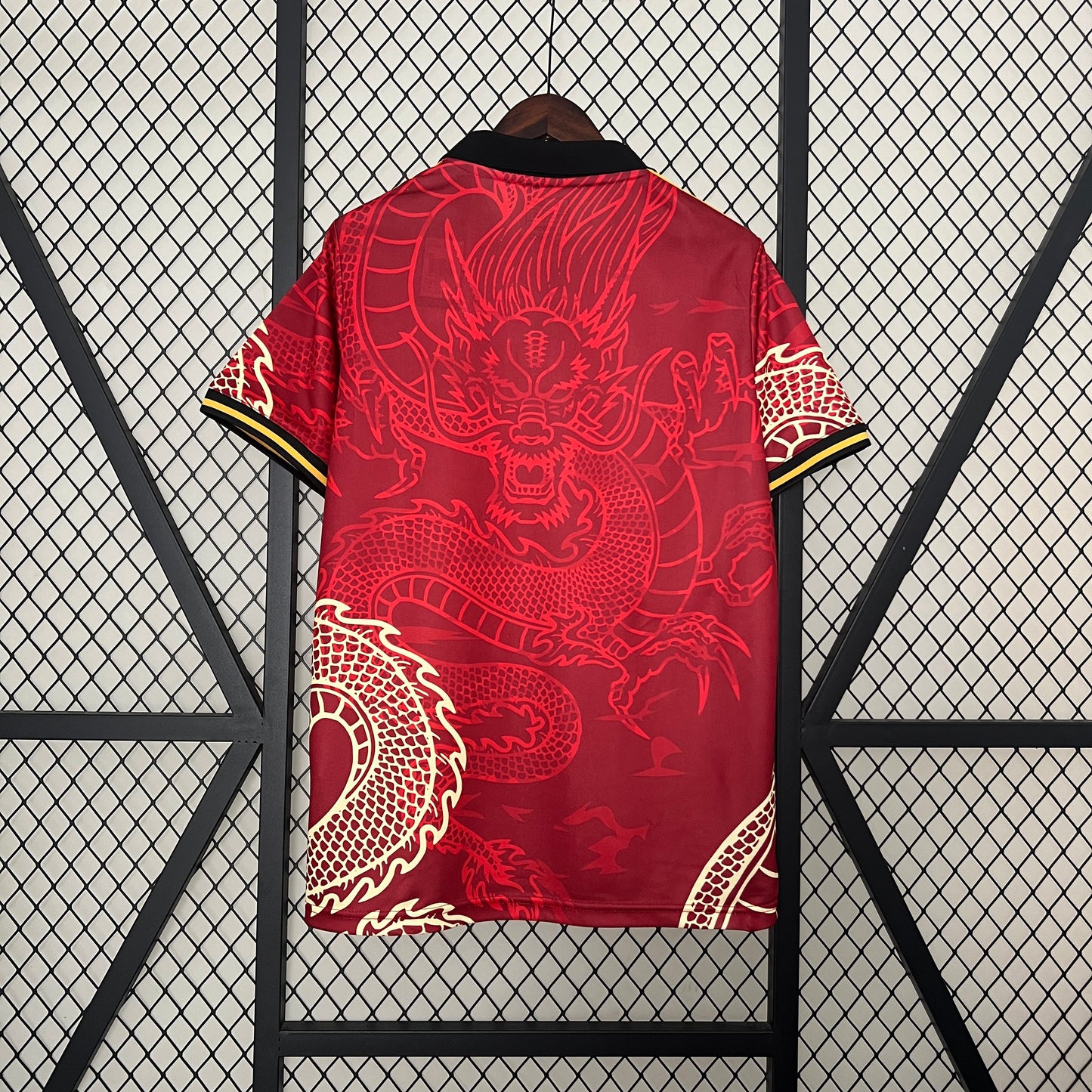 Real Madrid rojo x dragón - Edición Especial