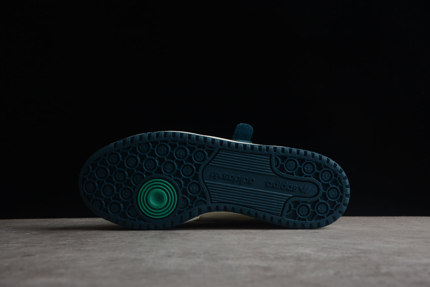 Adidas Forum 84 Low HP2067