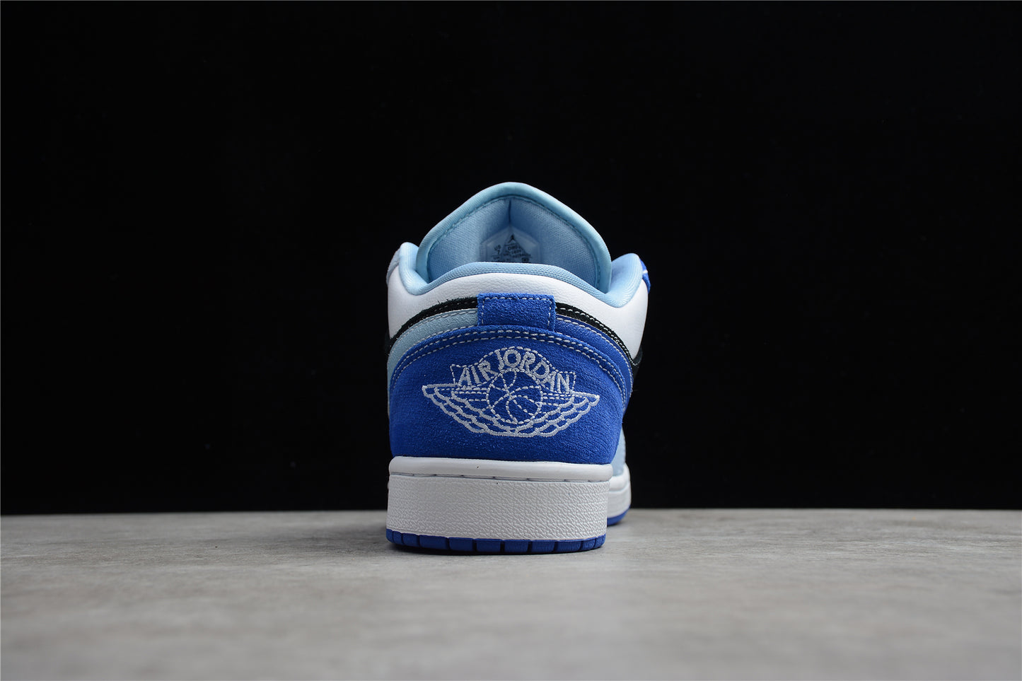 Nike Air Jordan 1 Low DH0206-400