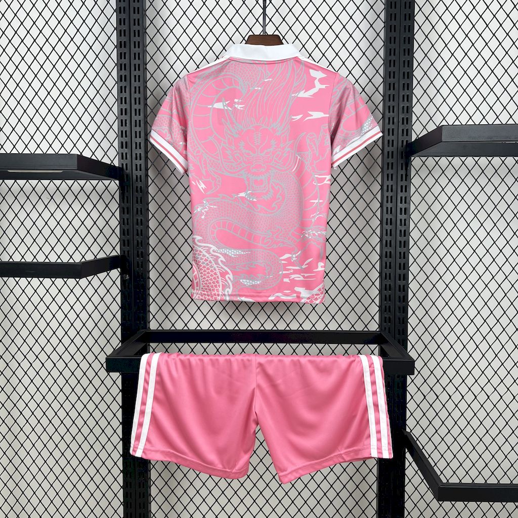 Real Madrid 2023/24 Dragón Rosa