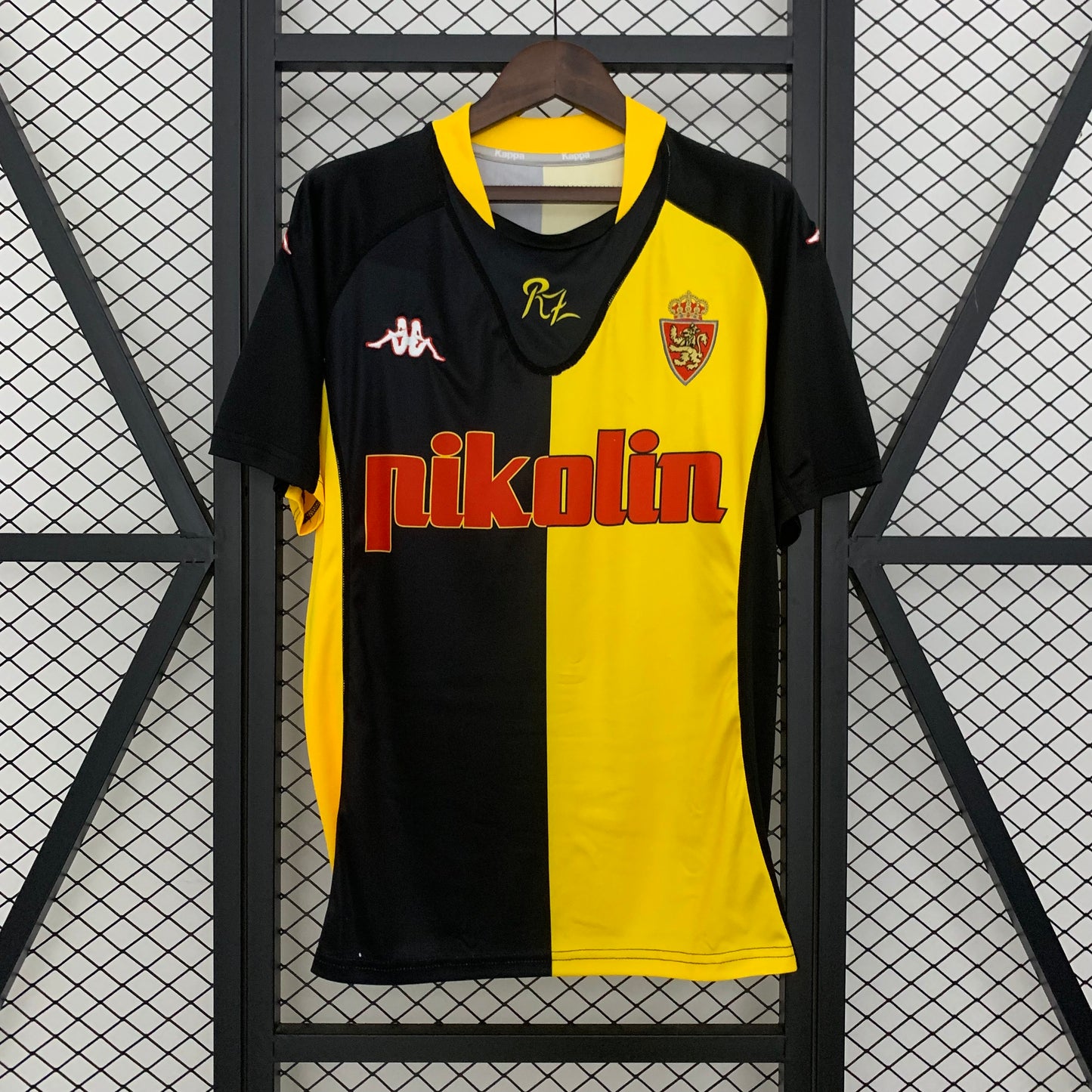 Zaragoza retro 2001/02 Away