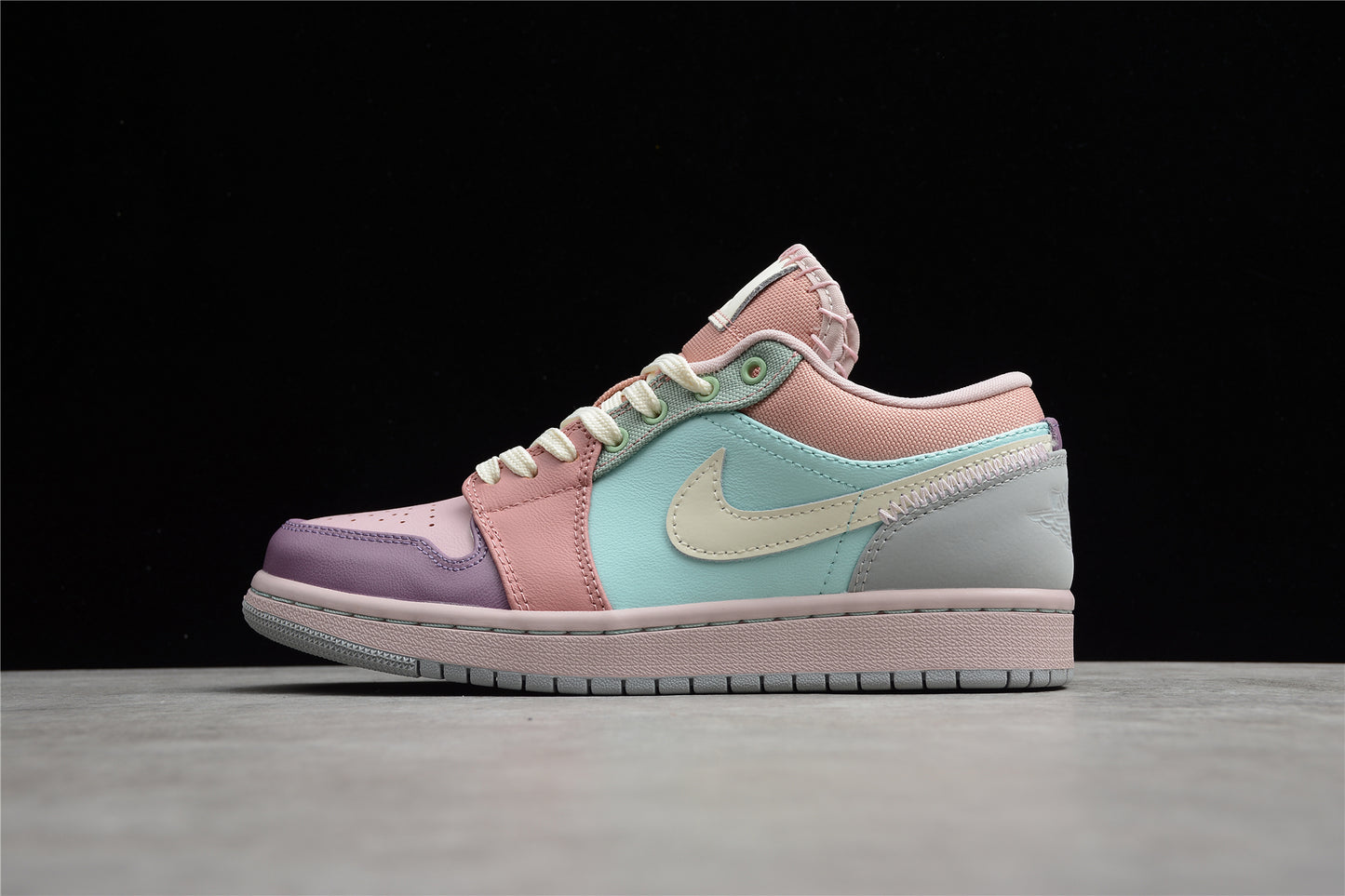 Nike Air Jordan 1 Low DJ5196-615