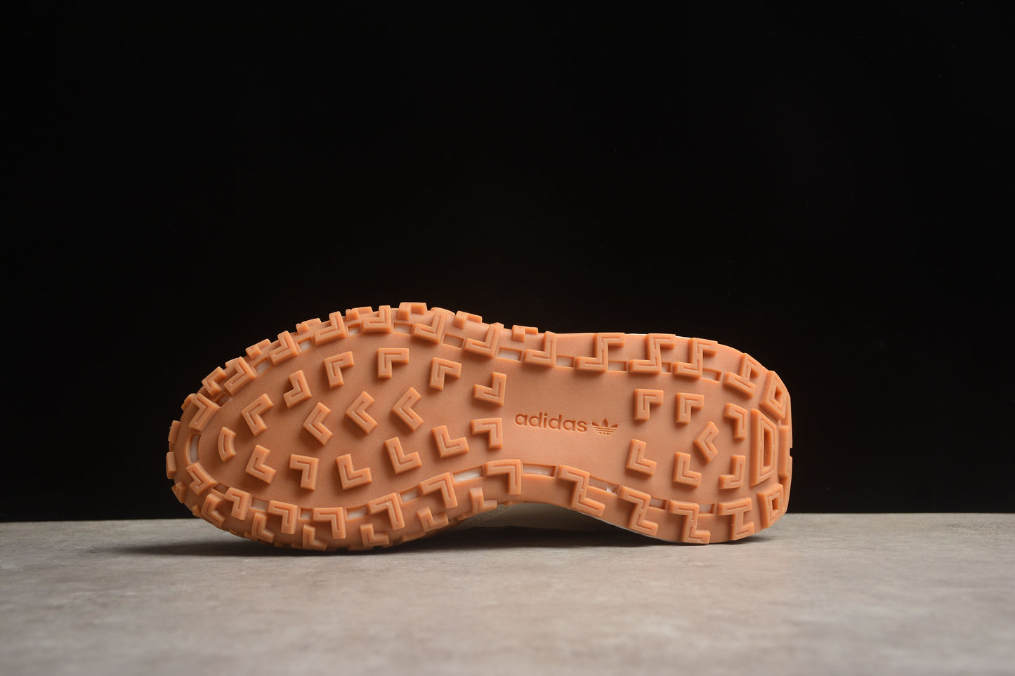 Adidas Retropy E5 HP2193