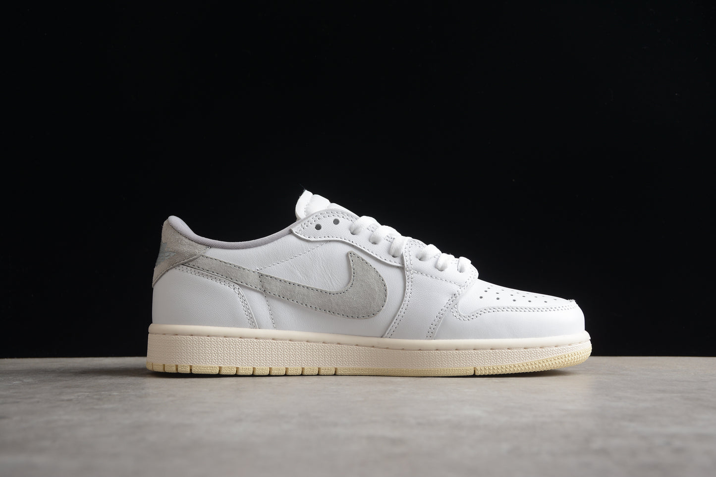 Nike Air Jordan 1 Low CZ0790-100