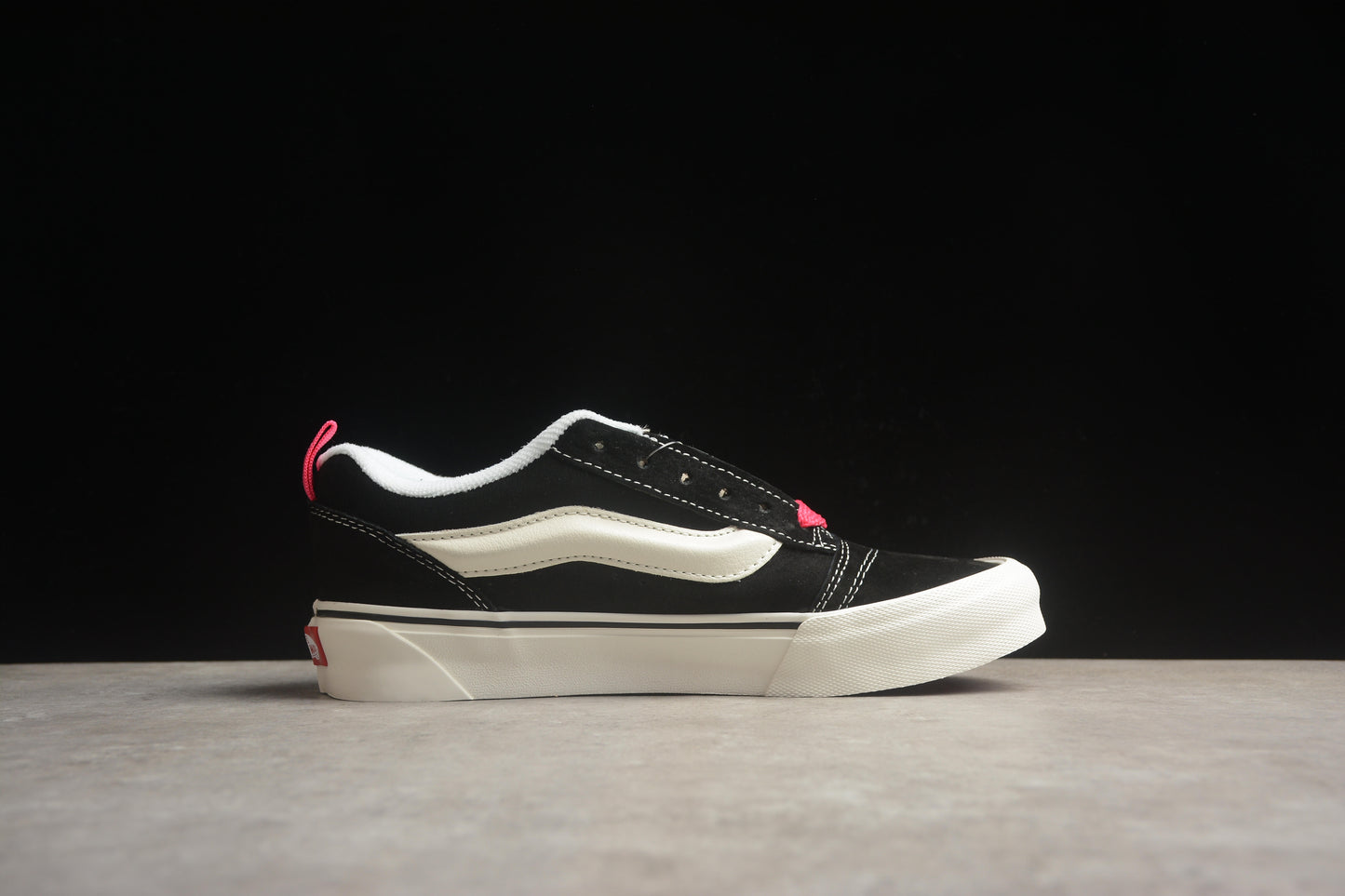 Vans Classics Knu Skool Negra