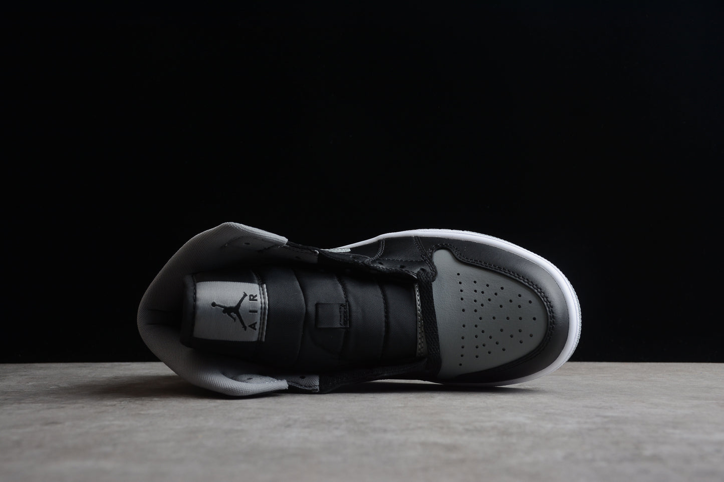 Nike Air Jordan 1 Low BQ6472-007