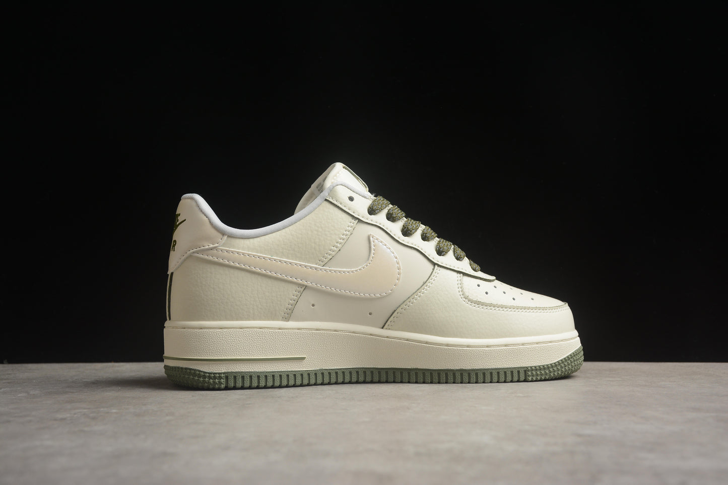 Nike Air Force 1 DD9915-711