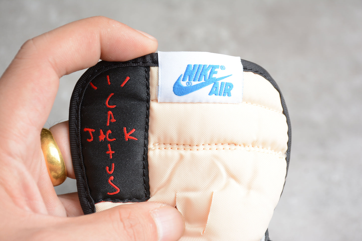 Nike Air Jordan 1 Low Travis Scott DM7866-140