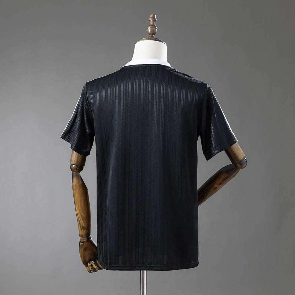 Adidad Casual Black