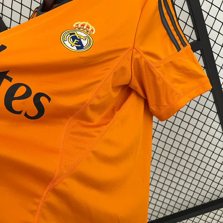 Real Madrid retro 2013/14 Third