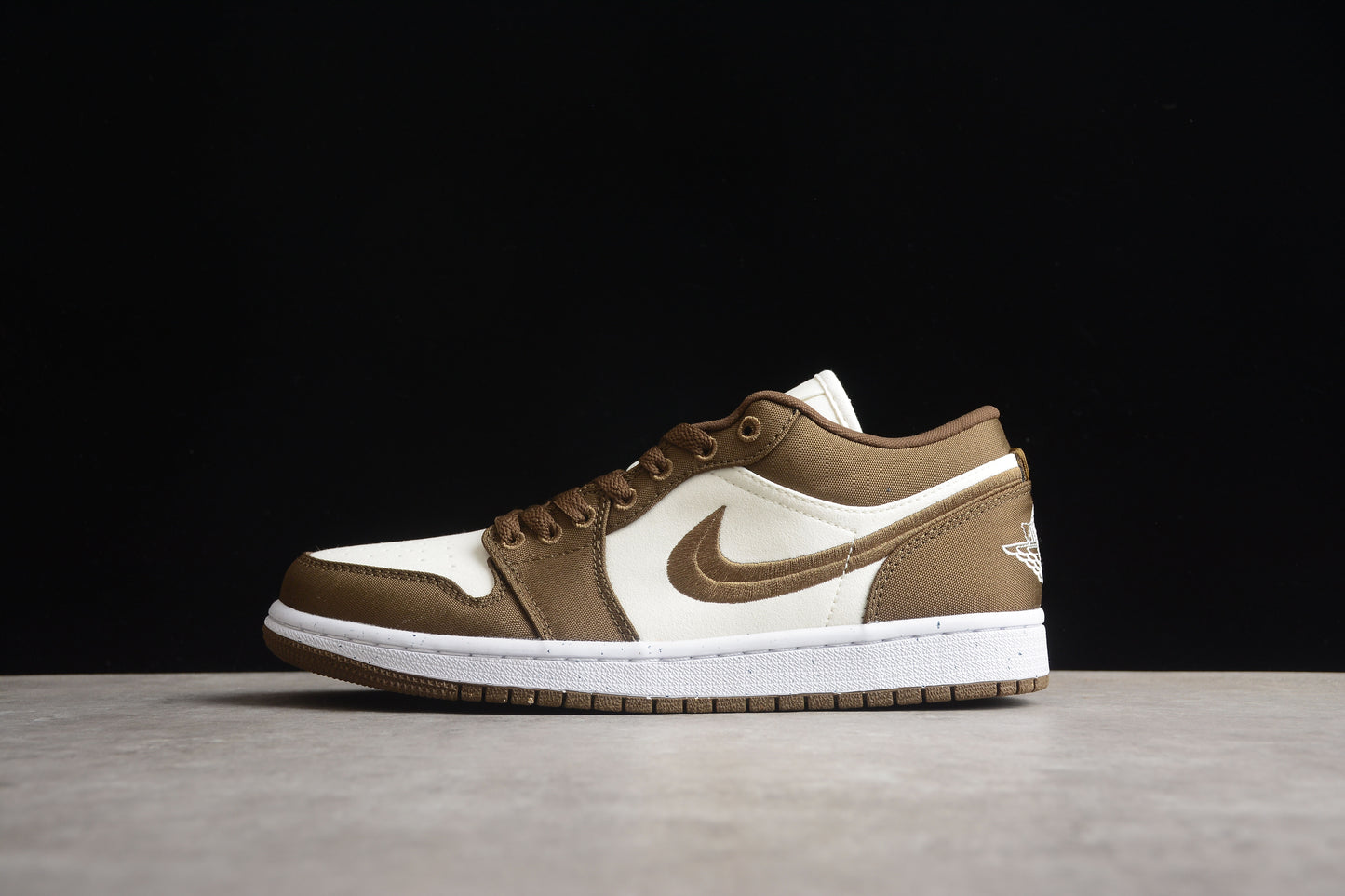 Nike Air Jordan 1 Low DV426-301