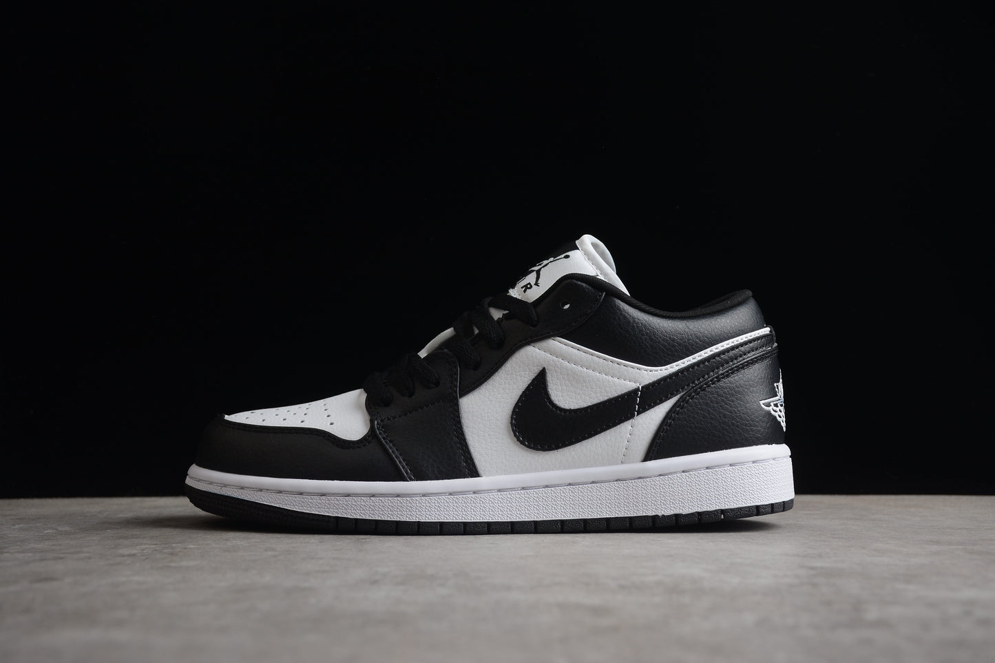 Nike Air Jordan 1 Low DR0502-101